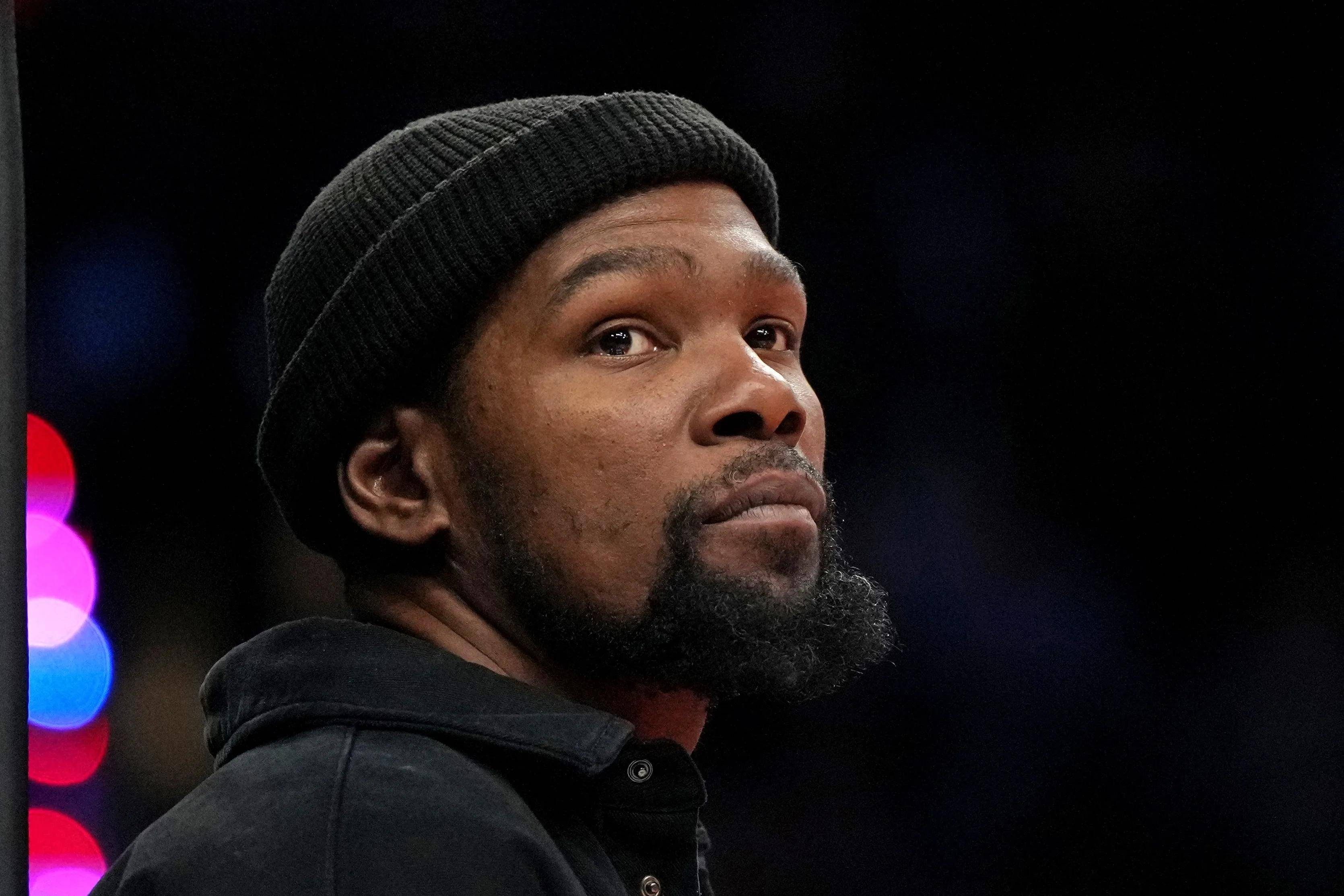 亚博体育-包含杜兰特在西班牙队比赛中出色防守，出色发挥引发热议！赢得满堂喝彩的词条